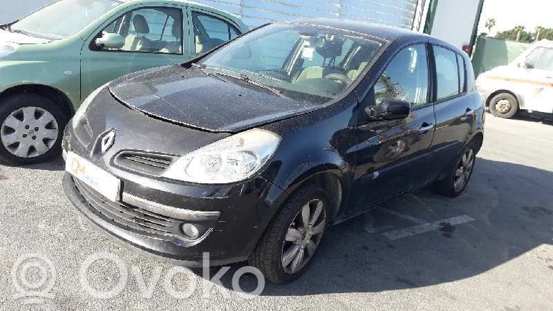 Clio III Clio  8200660025