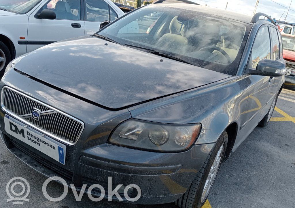 V50 V50  31335440