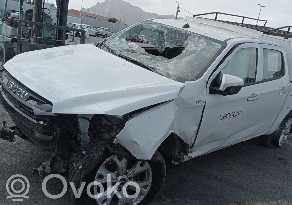 D-Max D-Max  8983852180