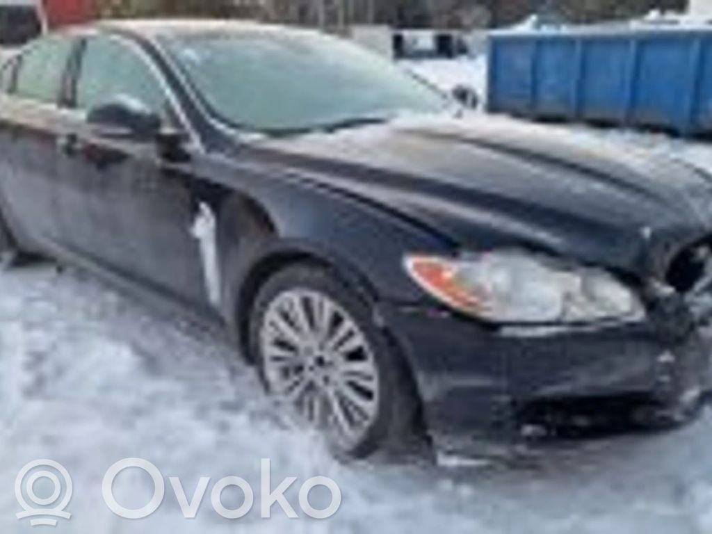 XF XF  C2C35302