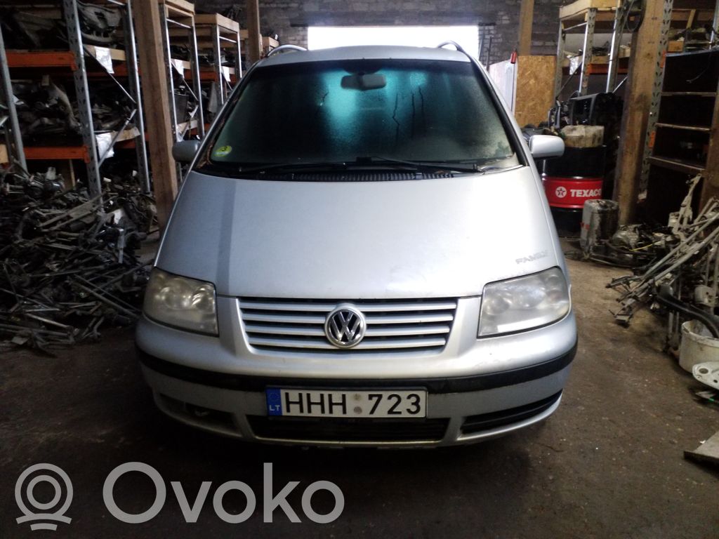 Sharan Sharan  7M3863241