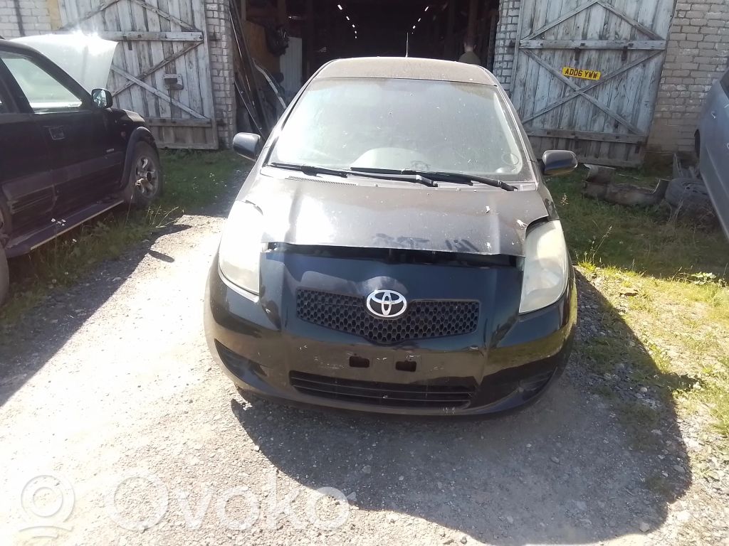 Yaris Yaris