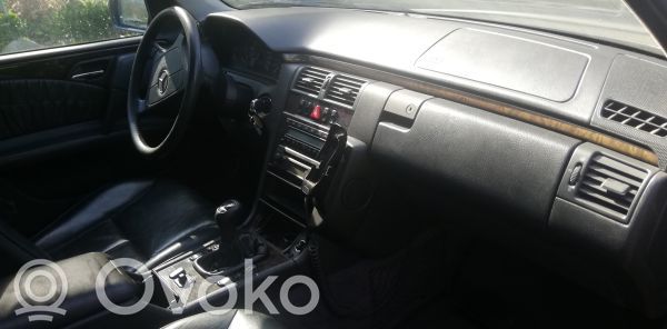 E W210 E-class, AMG (W124, W210, W211, W212, W213, C207, W238)