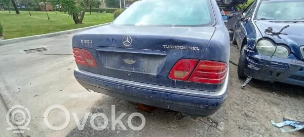 E W210 E-class, AMG (W124, W210, W211, W212, W213, C207, W238)