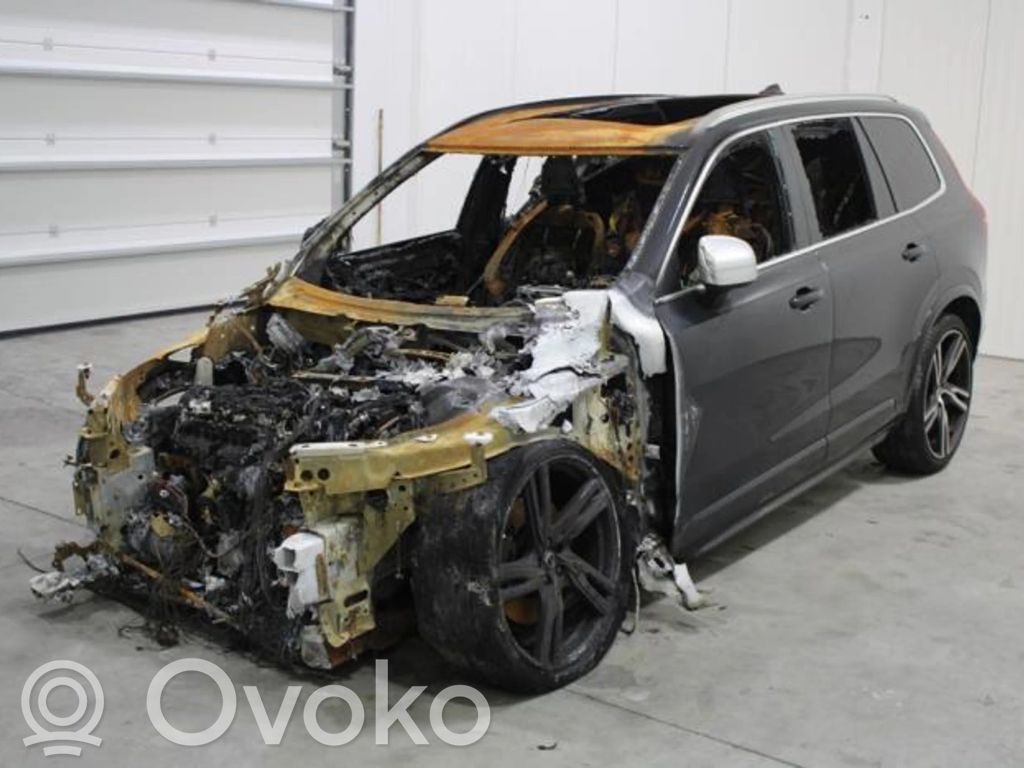 XC90 XC90  31360330