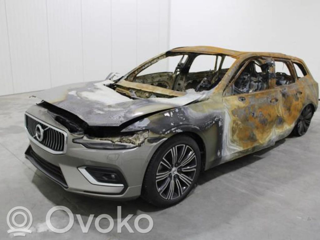 V60 V60, V60 Cross Country  31480101