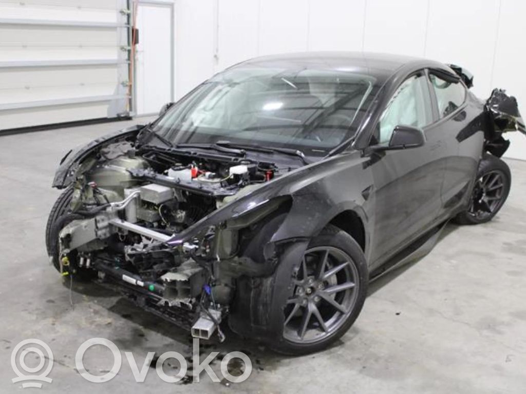 Model 3 Tesla Model 3  156745502D