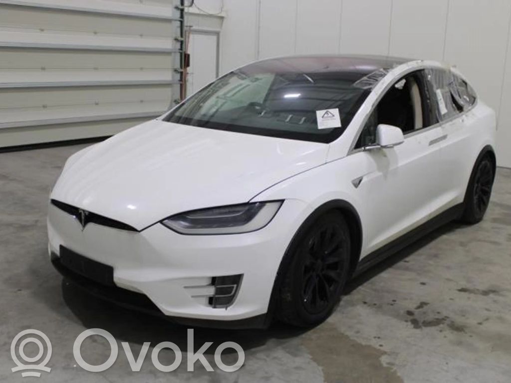 Model X Tesla Model X