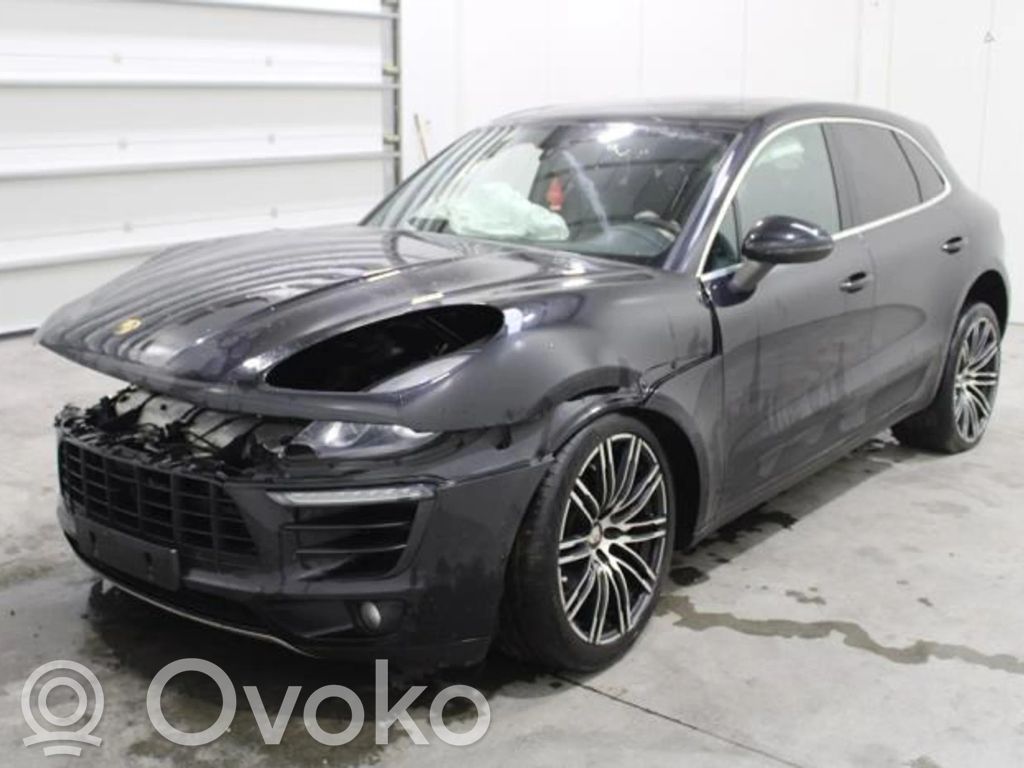 Macan (95B) Macan  95B945093