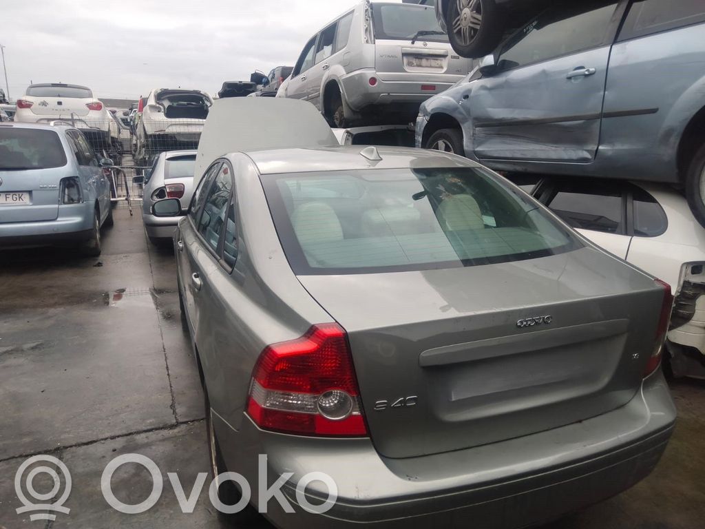 S40 S40, V40  30667738