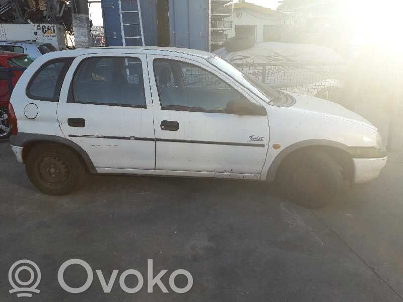 Corsa B Corsa  D6RA62
