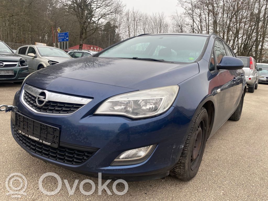 Astra J Astra  13250332