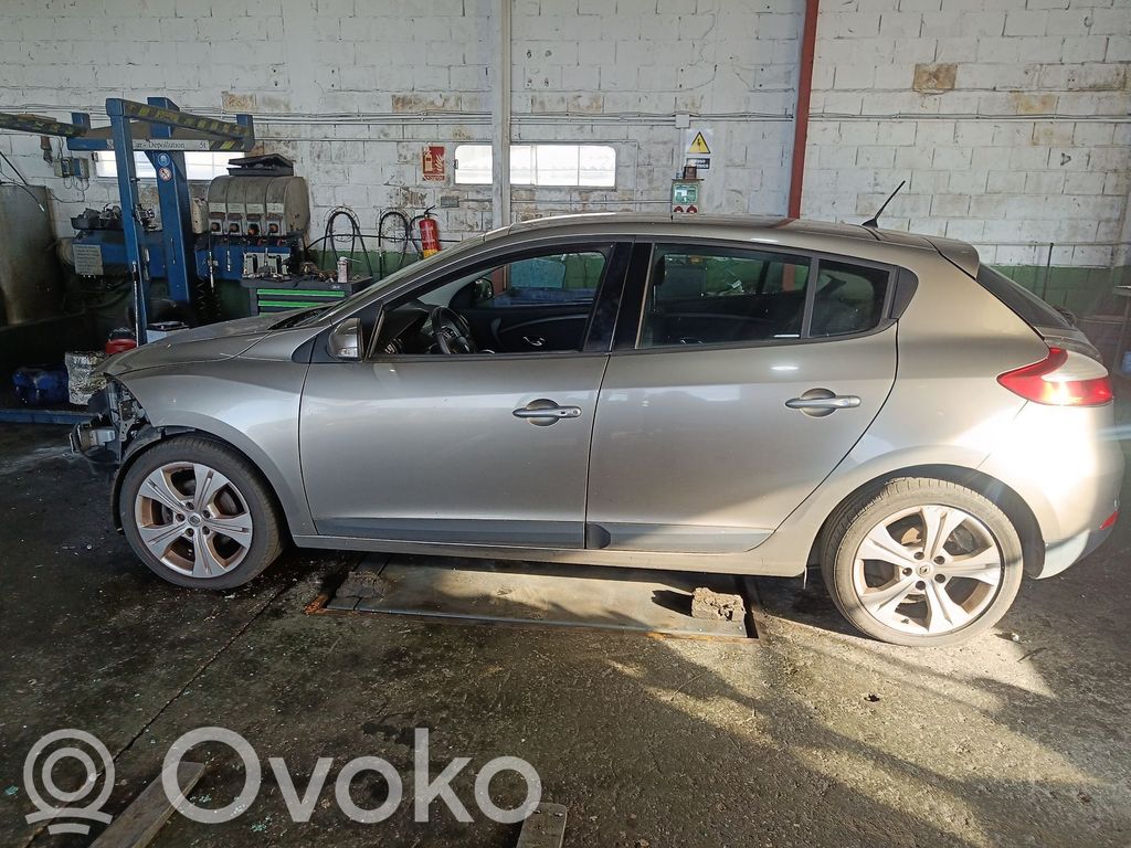 Megane III Megane  821006014R
