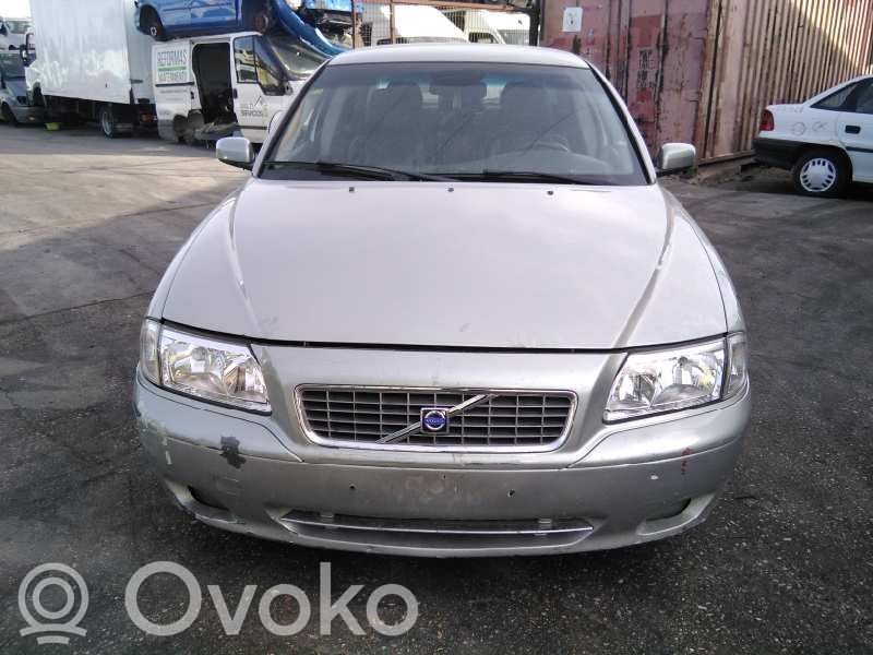S80 S80  P30646719