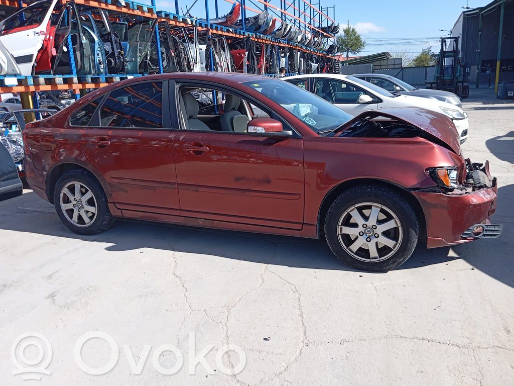 S40 S40, V40  30765310