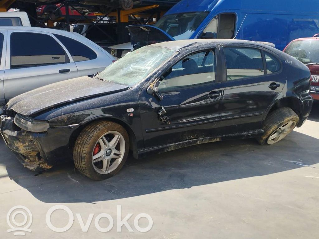 Leon (1M) Leon  950372