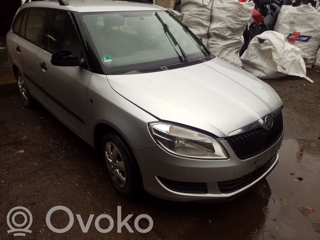 Fabia Mk2 (5J) Fabia  03D906023