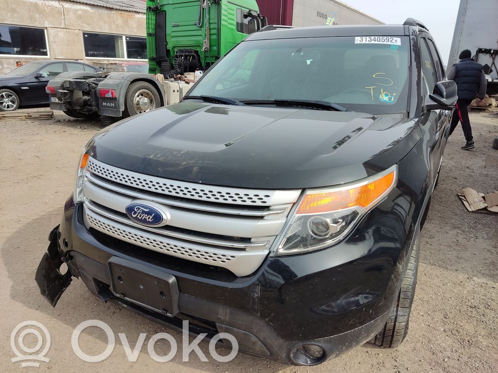 Explorer Explorer  8A5A5426412EA