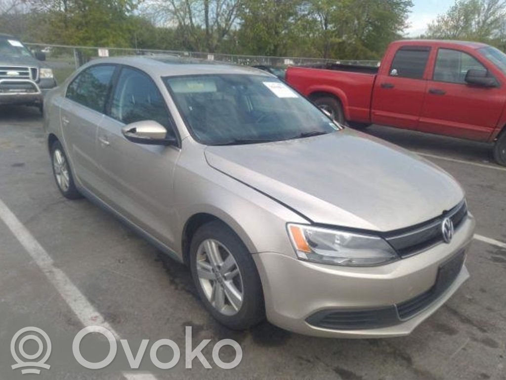 Jetta VI Jetta  5C7857002