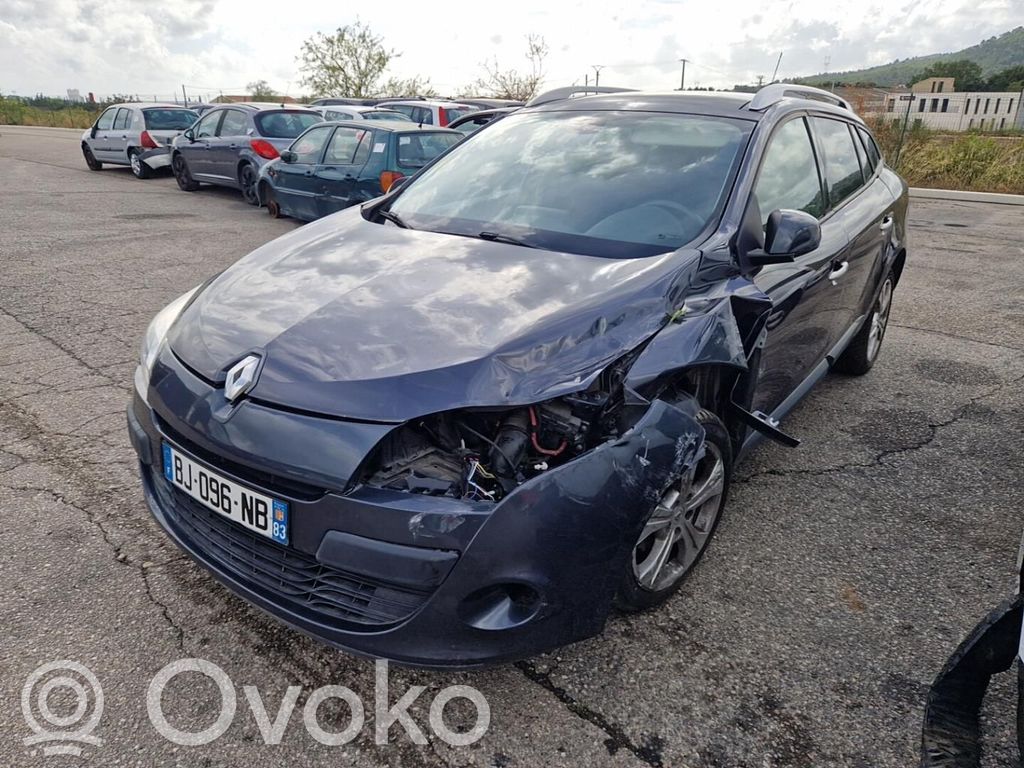 Megane III Megane  7701478904