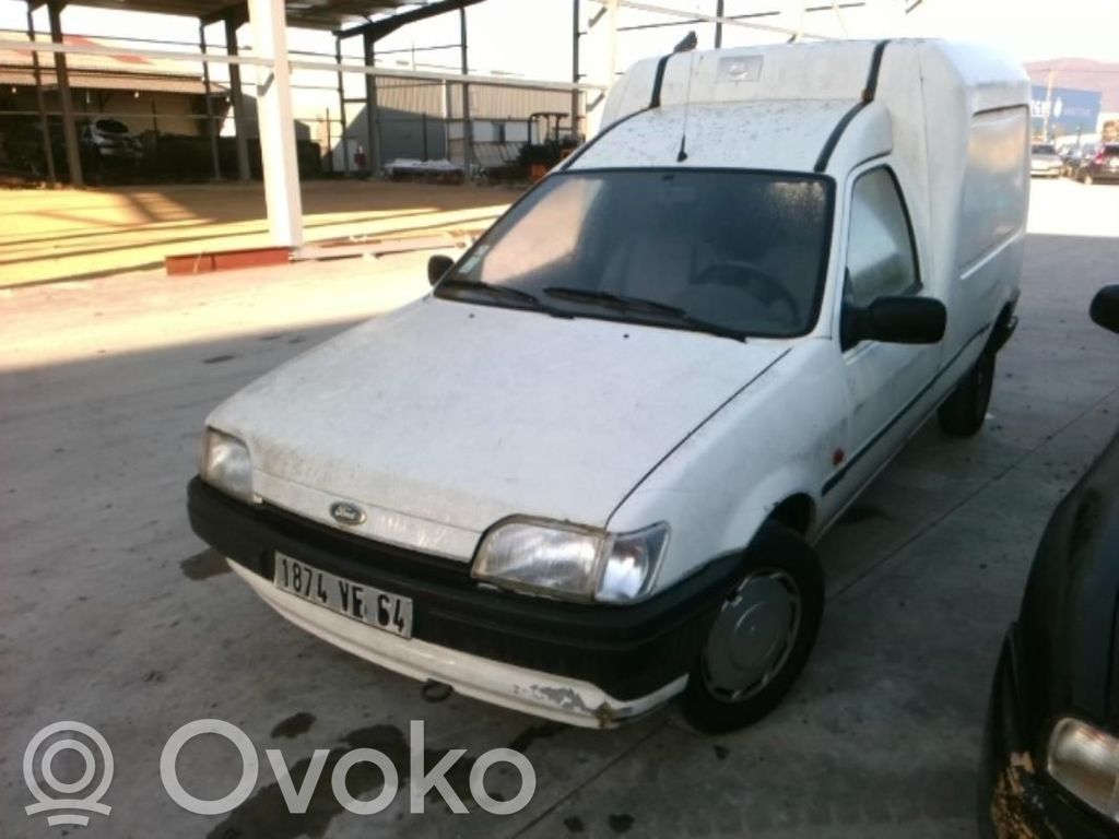 Courier Courier  6673553