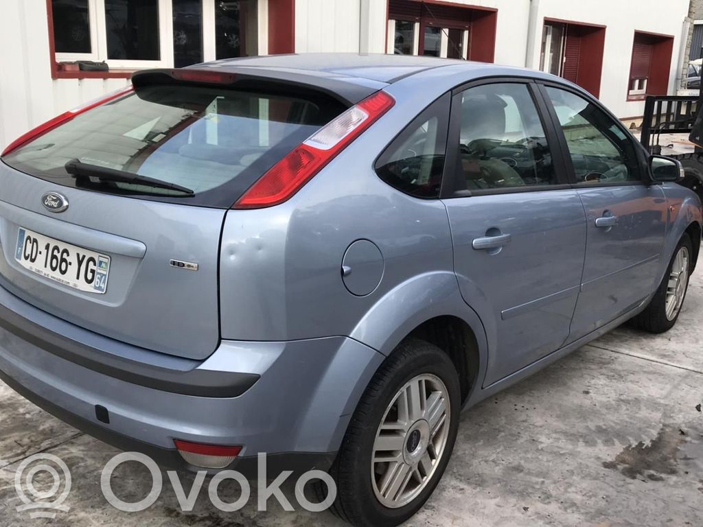Focus Focus  1698890