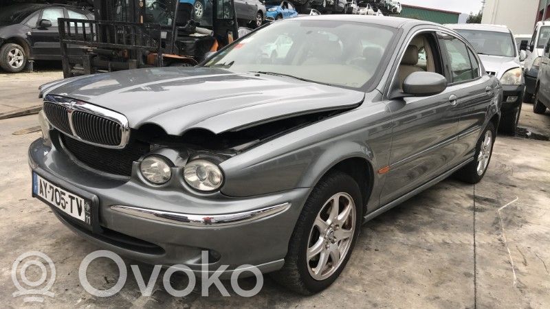 X-Type X-Type  C2S40072