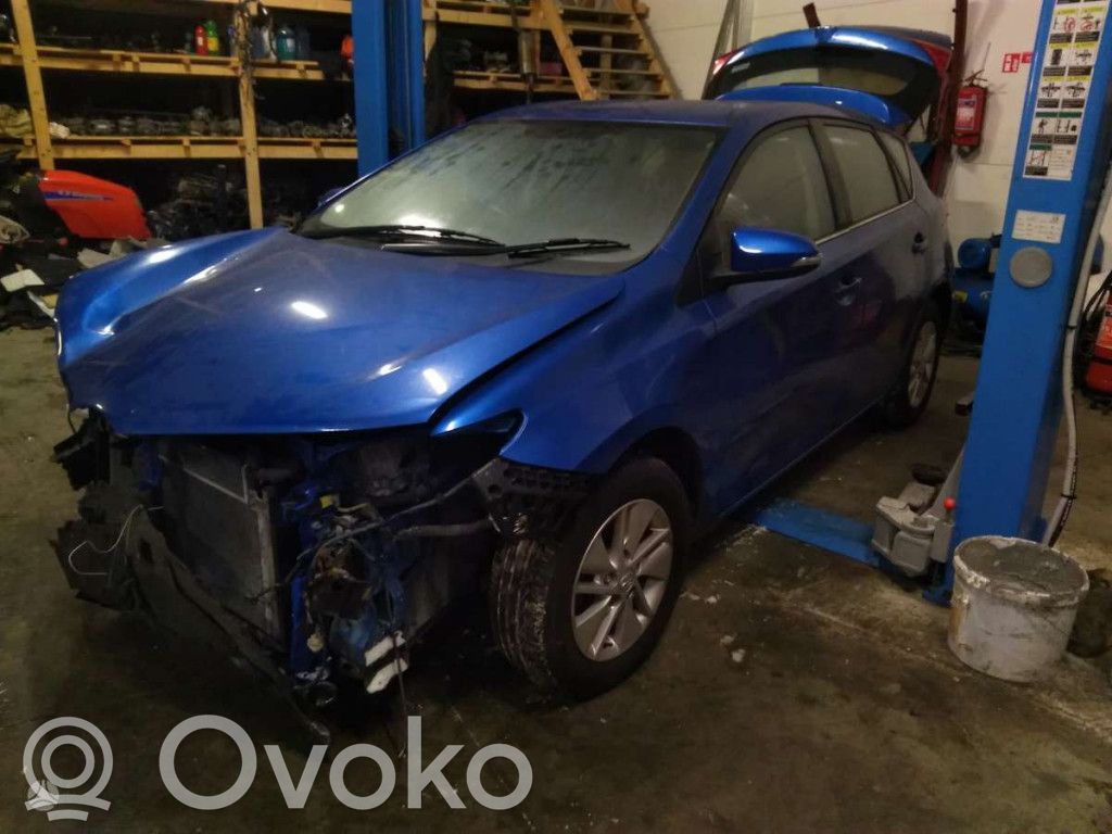 Auris E180 Auris
