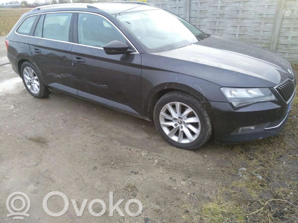 Superb B8 (3V) Superb  CRLB