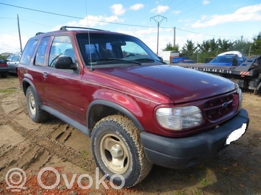 Explorer Explorer
