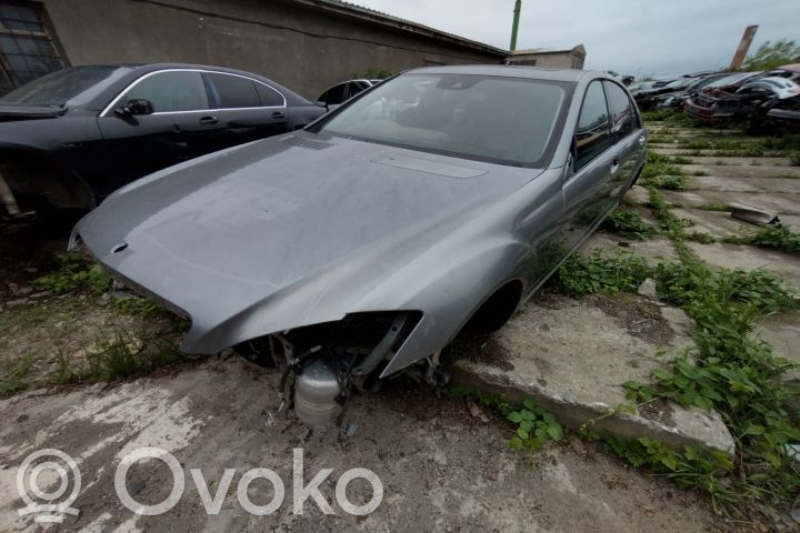 E W211 E-class, AMG (W124, W210, W211, W212, W213, C207, W238)