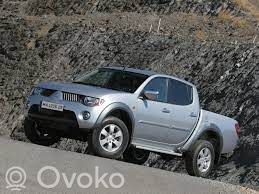 L200 L200, L300, L400 Space Gear  E4012197