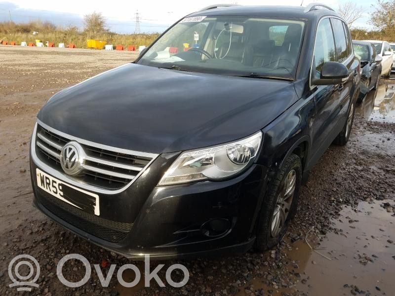 Tiguan Tiguan  5M2820045A