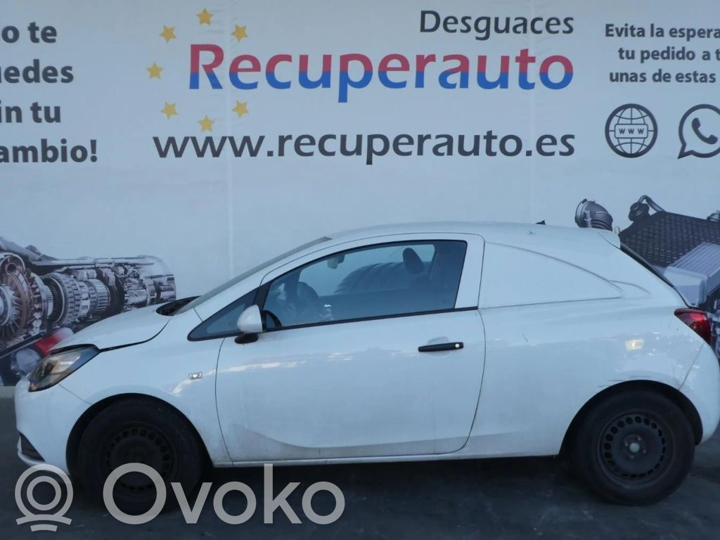 Corsa E Corsa  13428064