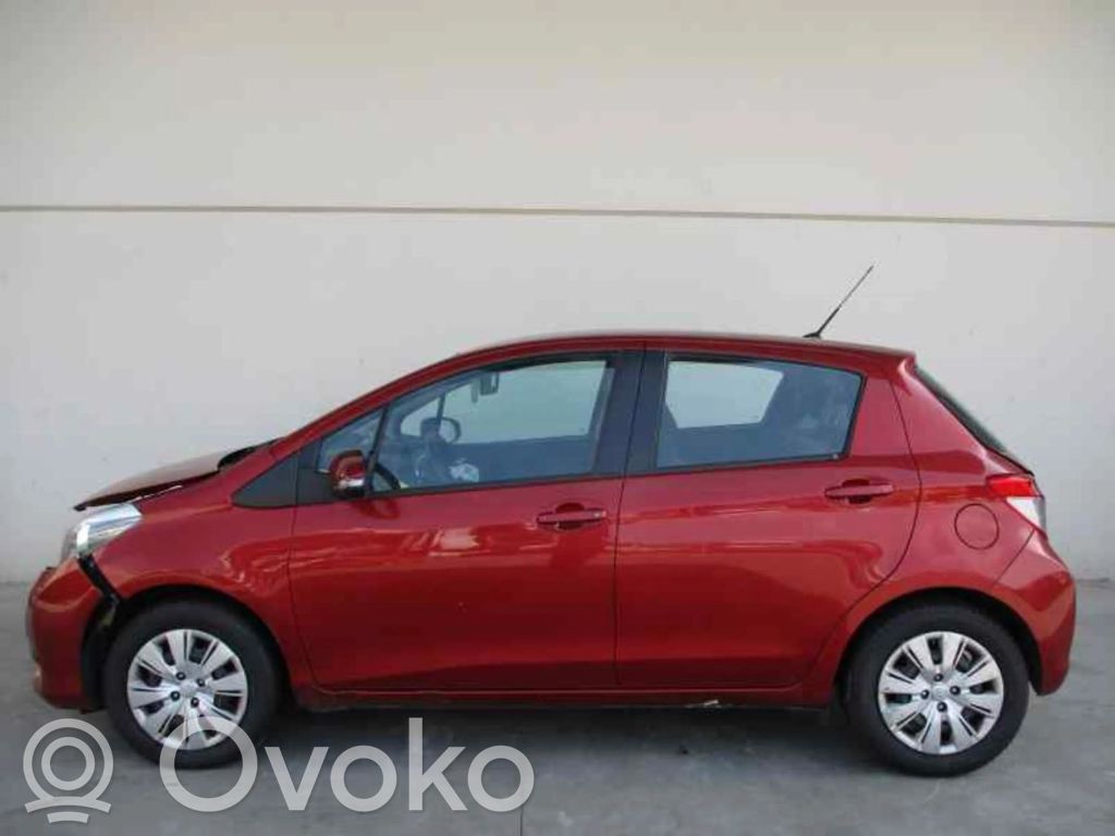 Yaris Yaris  472000D550