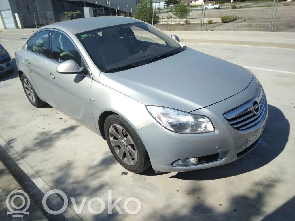 Insignia A Insignia  080325