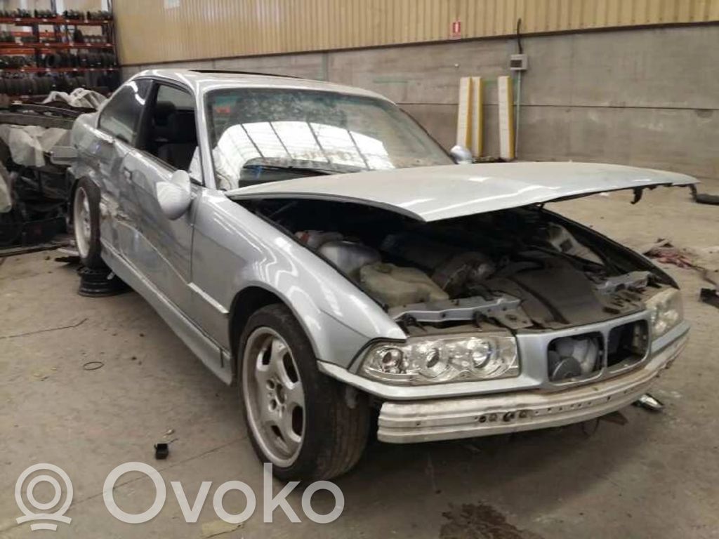 3 E30 Series 3  29549012