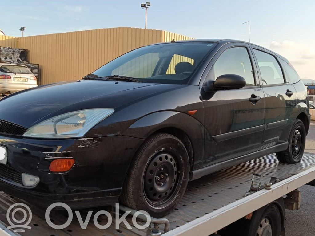 Focus Focus  1102975