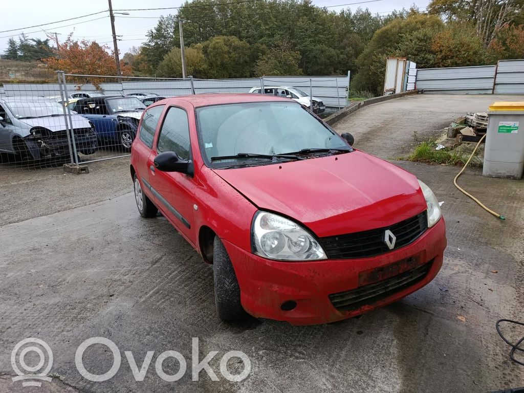 Clio II Clio  7701049073