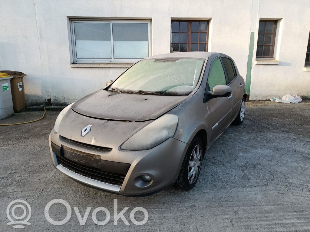 Clio III Clio  8200565645
