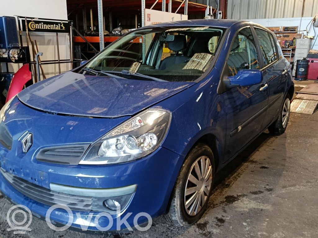 Clio III Clio  8200565645