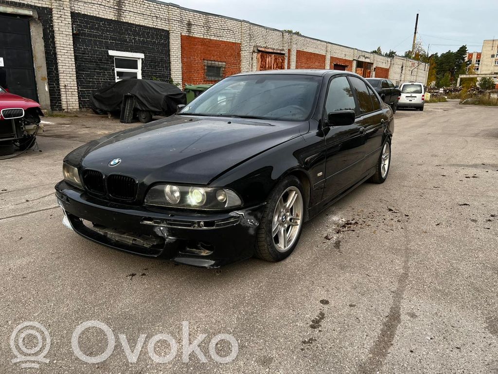 5 E39 Series 5  8378953