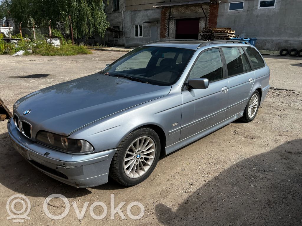5 E39 Series 5  8378952