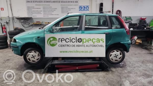 Punto (176) Punto