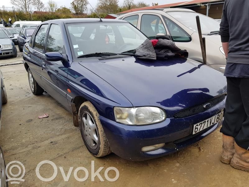 Escort Escort  95AB10300DB