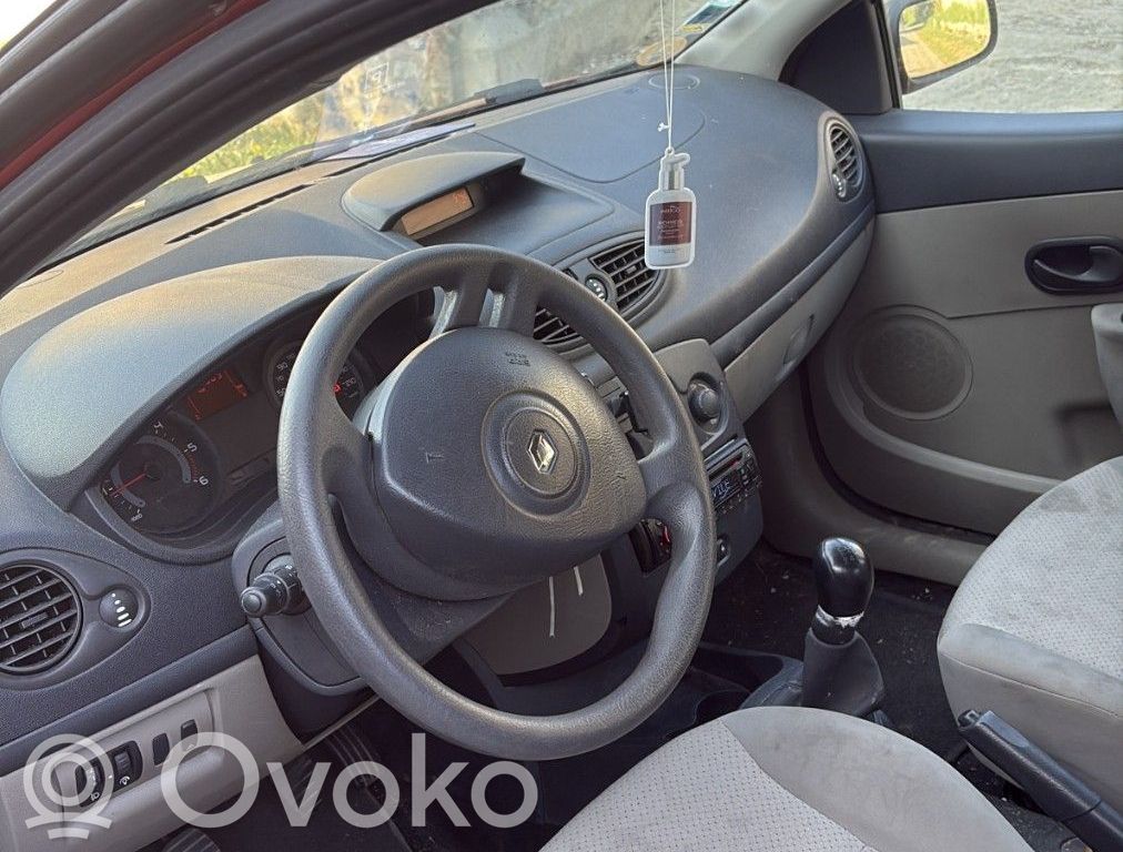 Clio III Clio  7701066021