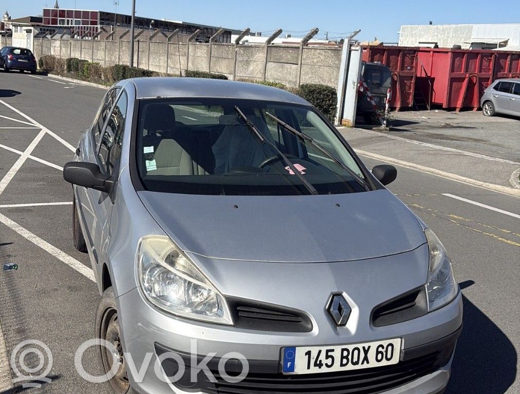 Clio III Clio  8200477946