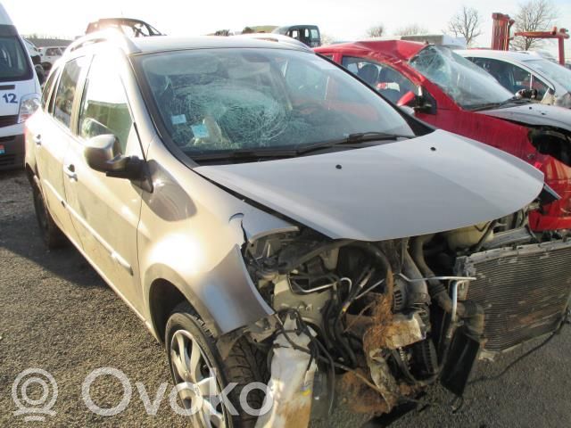 Clio III Clio  8200296683