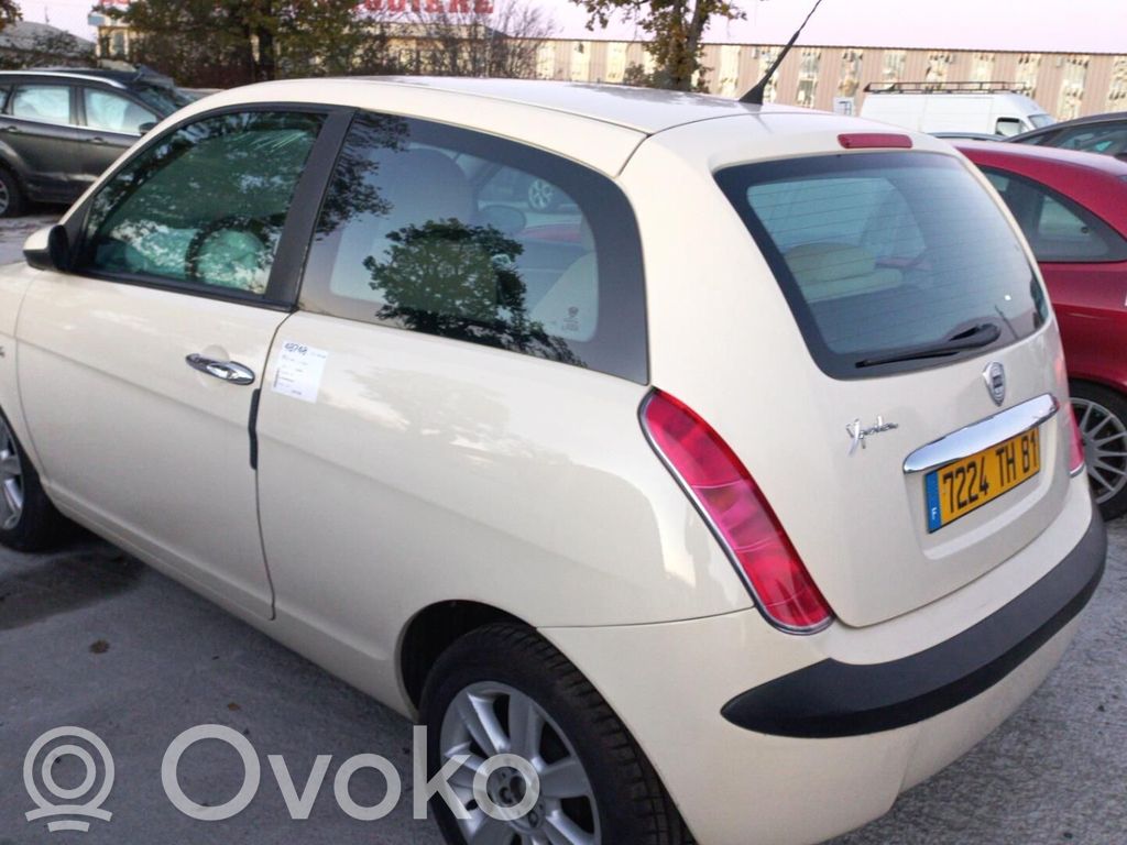 Ypsilon Ypsilon  71777584
