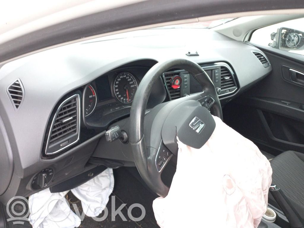 Leon (5F) Leon  04L906021M5F0